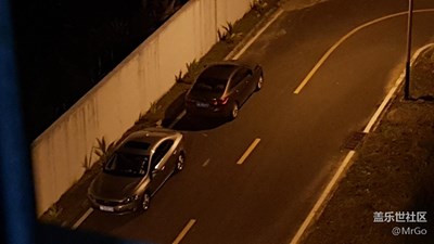 一個(gè)自己調(diào)的，一個(gè)自動(dòng)的，看來還要加油啊。