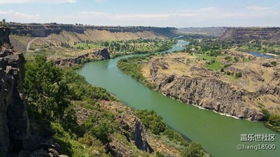 美麗的蛇河