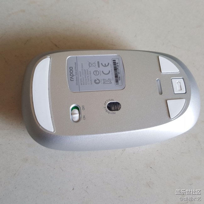 星幣兌的鼠標(biāo)和收納盒