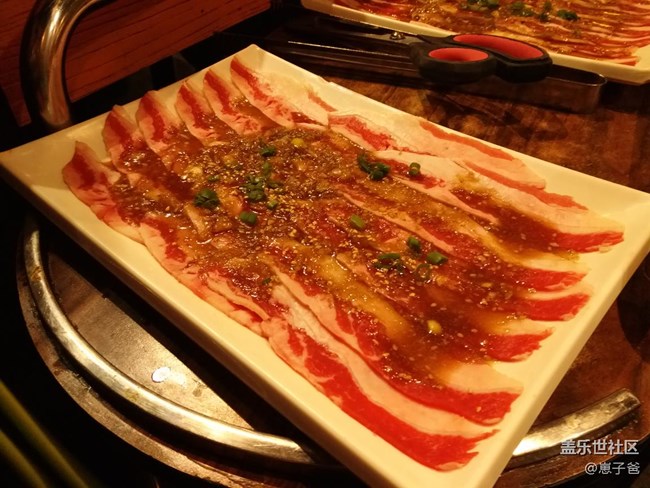 社區(qū)跨年吃烤肉