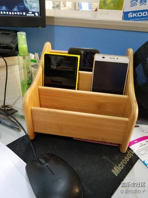 星幣商城兌換的禮品，快來看，猜猜手機(jī)型號