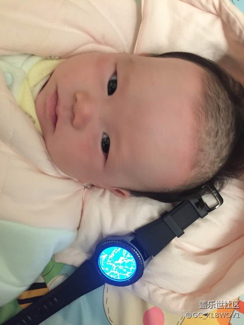 【用科技智造時間】去年買了個表 好赤季 真實感受