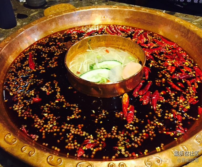 椒和辣椒的香艷相逢，是味蕾和神經(jīng)之間電光火石般的碰撞