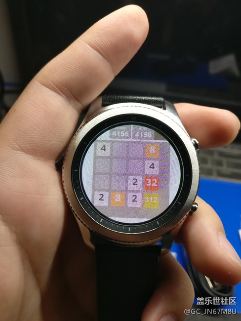 【用科技智造時(shí)間】gear S3與一加三配對(duì)。