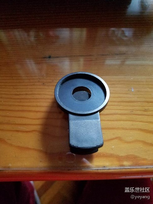 自拍桿和手機(jī)外置鏡頭到了