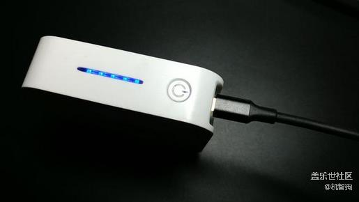 你肯定沒見過，不是Type-C也可以正反插的安卓數(shù)據(jù)線