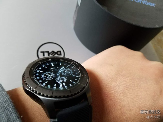 【用科技智造時間】Gear S3 frontier，去年買表，遲來的喜歡
