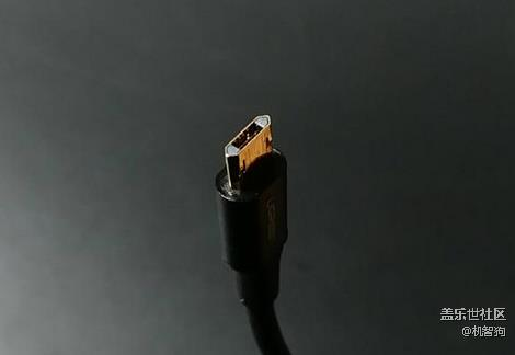 你肯定沒見過，不是Type-C也可以正反插的安卓數(shù)據(jù)線
