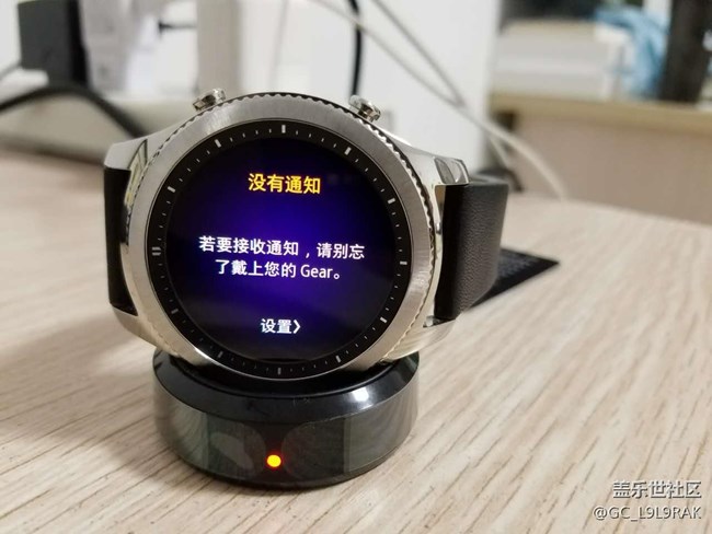 【用科技智造時(shí)間】當(dāng)S7 Edge配上Gear S3