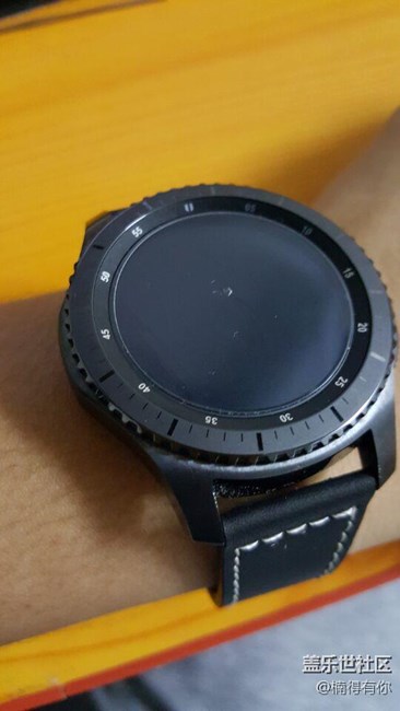 溫馨提示一下大家，一定要貼膜。不貼膜的會(huì)很悲劇