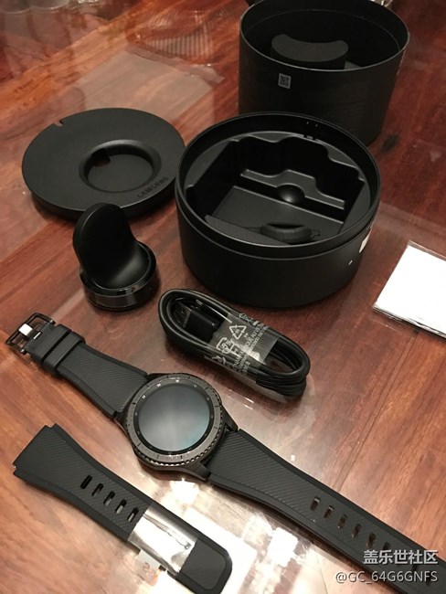 【用科技智造時間】心儀已久的三星Gear s3!