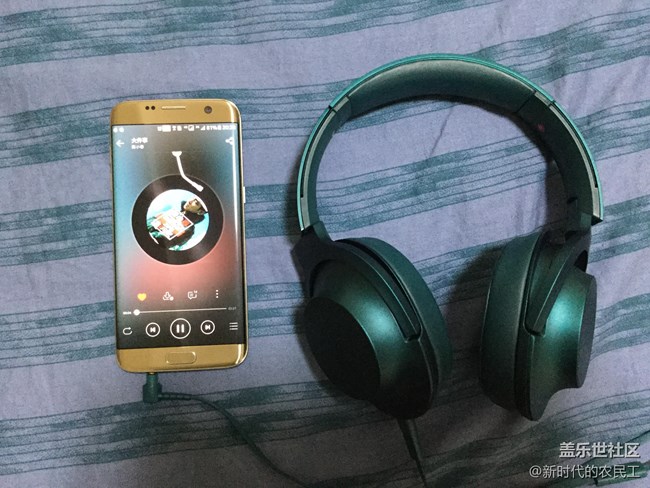 新耳機(jī)到了，*配三星?？梢詞