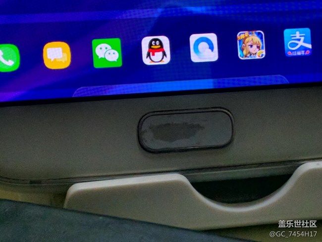 s7edge 指紋按鍵已經(jīng)奇丑無(wú)比了