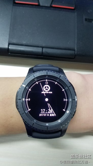 【表盤】就問(wèn)這個(gè)模擬表盤帥不帥。