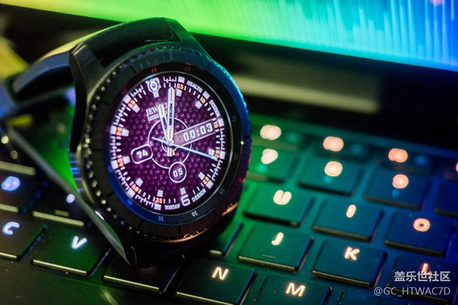 【用科技智造時(shí)間】三星Gear S3評(píng)測(cè)：最強(qiáng)智能手表之一