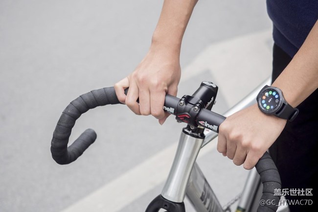 【用科技智造時(shí)間】三星Gear S3評(píng)測(cè)：最強(qiáng)智能手表之一