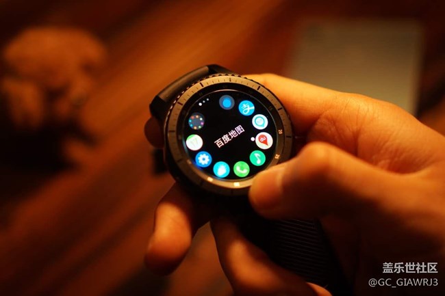 【用科技智造時(shí)間】S3可能是最美膩帥氣的智能穿戴設(shè)備了