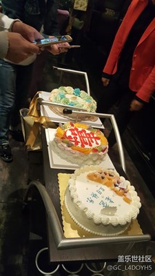 【家就在心中】父母在，家就在