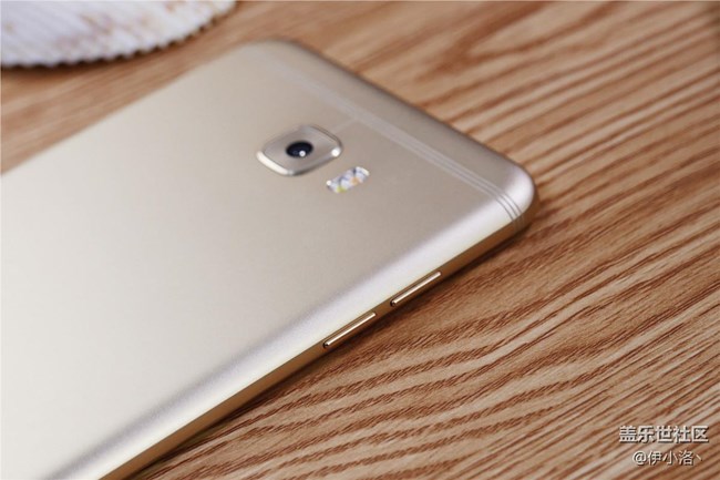 怎一個(gè)精致了得 三星Galaxy C7 Pro圖賞 怎一個(gè)精致了得 三星Galaxy C7 Pro圖賞