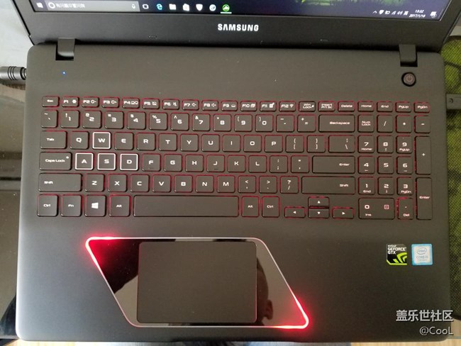 三星第一款游戲本Odyssey，開箱實(shí)拍。