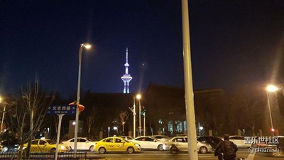 燈光讓夜晚如此美麗