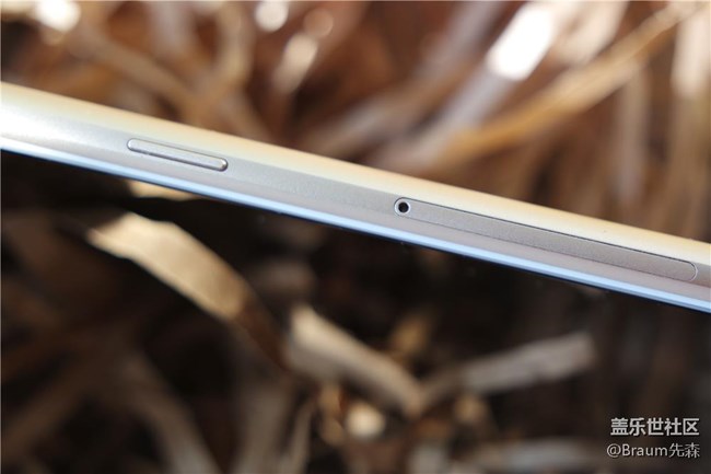 “剛剛好”之余的意外驚喜 三星C7 Pro上手輕體驗(yàn) “剛剛好”之余的意外驚喜 三星C7 Pro上手輕體驗(yàn)