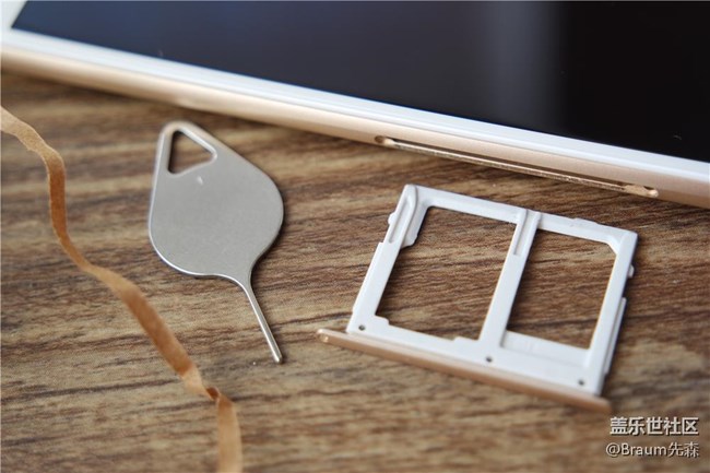 “剛剛好”之余的意外驚喜 三星C7 Pro上手輕體驗(yàn) “剛剛好”之余的意外驚喜 三星C7 Pro上手輕體驗(yàn)