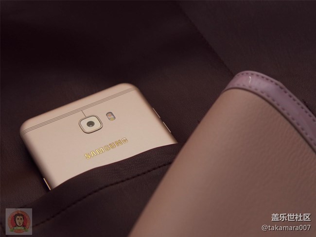 三星Galaxy C7 Pro 開箱上手圖集