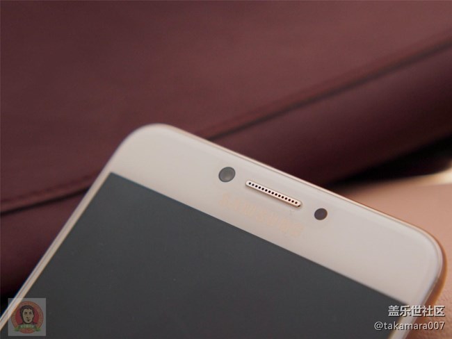 三星Galaxy C7 Pro 開箱上手圖集