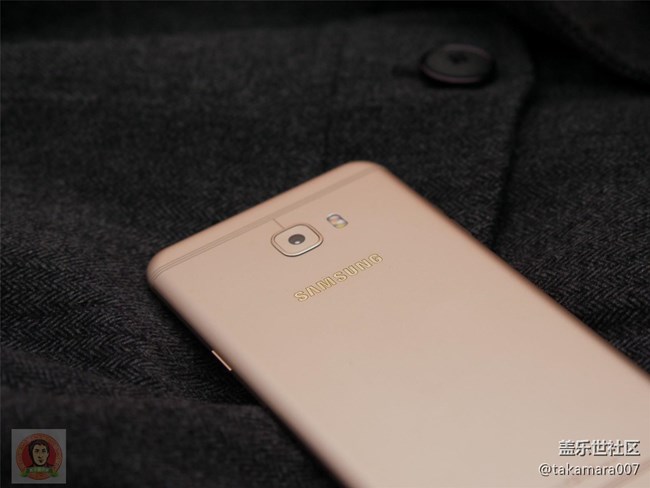 三星Galaxy C7 Pro 開箱上手圖集
