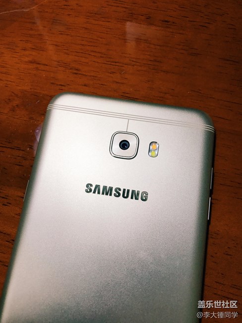 三星 Galaxy C7 Pro 測評