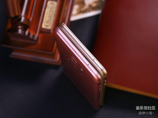 三星蓋樂世C7 Pro薔薇粉楓葉金雙*賞