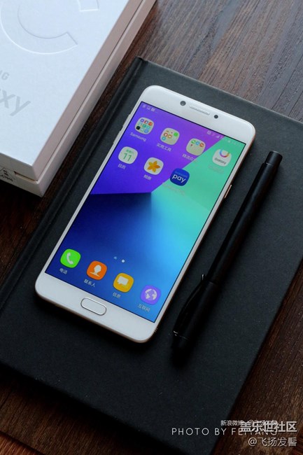 中端輕奢利器，三星Galaxy C7 Pro「圖賞」