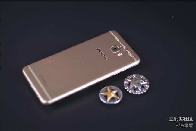 C7 Pro開箱照：新的顏值擔(dān)當(dāng)來了