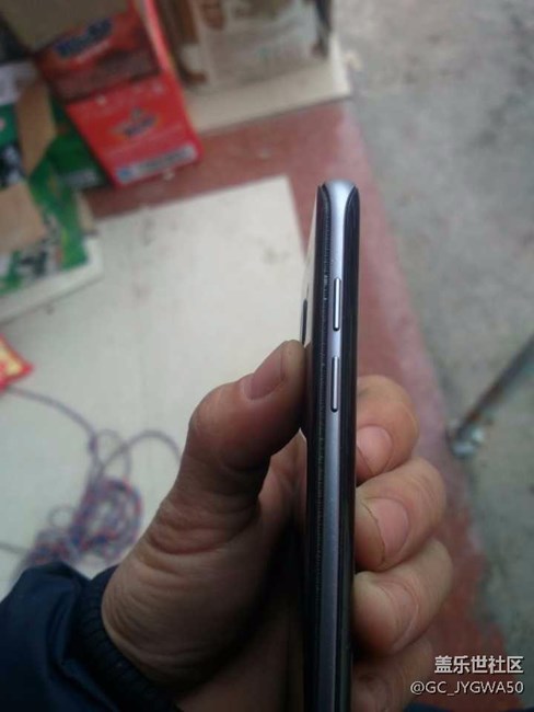 國行三星s7E后蓋脫膠了，怎么辦