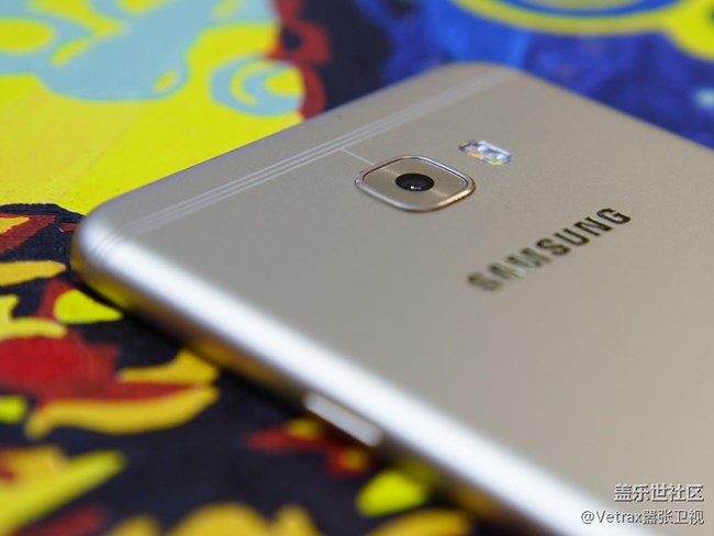 Galaxy C7 Pro:新中端主力的布局者 Galaxy C7 Pro:新中端主力的布局者