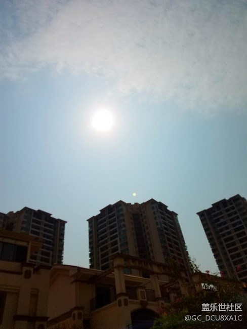 s7e  拍照都這樣嗎？