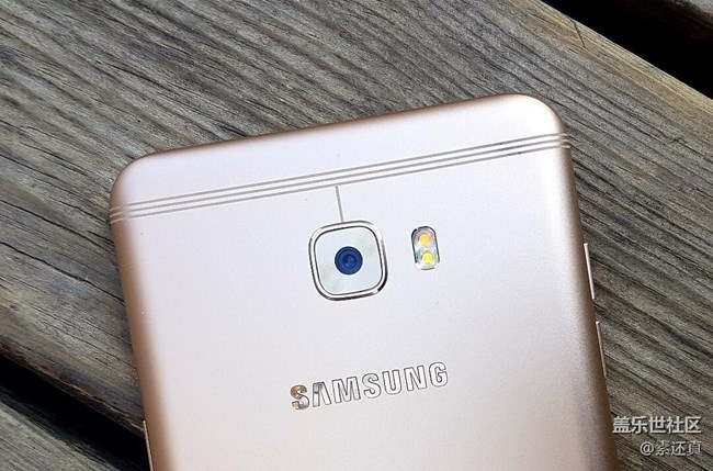 青出于藍(lán) 完美能效:三星Galaxy C7 Pro評析 青出于藍(lán) 完美能效:三星Galaxy C7 Pro評析