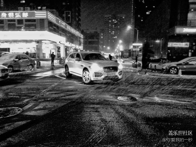 雪下的那么深 三星C7 Pro拍雪夜北京城