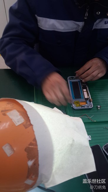 S7edge紅線門被我撞到了