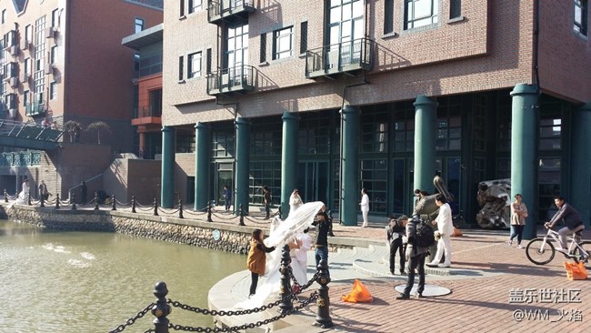 小鎮(zhèn)的慵懶下午