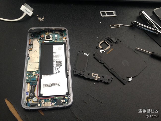 手機(jī)進(jìn)水GG