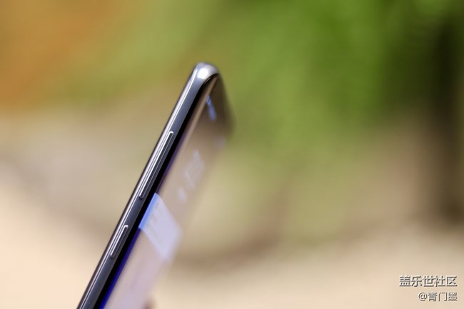 三星Galaxy S8真機圖賞！雙曲面加屏占比簡直逆天