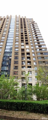 社區(qū)一大樓縱向全景