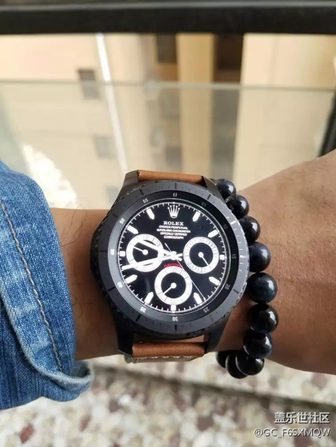 ?這么漂亮的表盤(pán)有地方下載嗎？