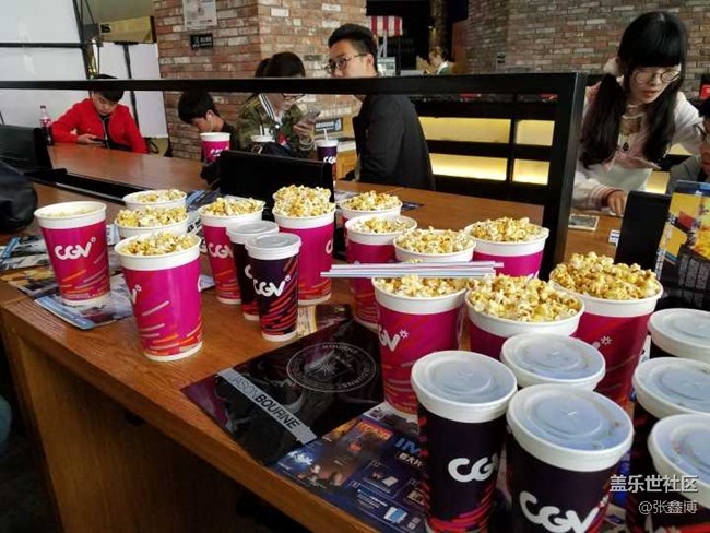 來報個到，證明我去看速八了