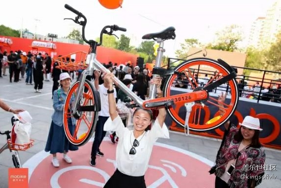 摩拜新單車有多輕？女生可輕松舉起