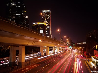 你是最美的不夜城——上海