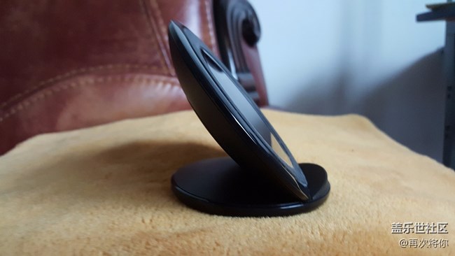 #我是極客# 三星立式快充無線充電器