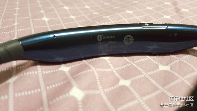 #我是極客# 三星Level U頸帶型藍牙耳機 #我是極客# 三星Level U頸帶型藍牙耳機